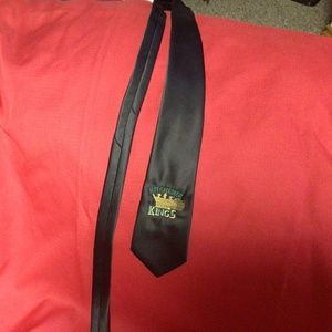 KITCHENER Kings tie